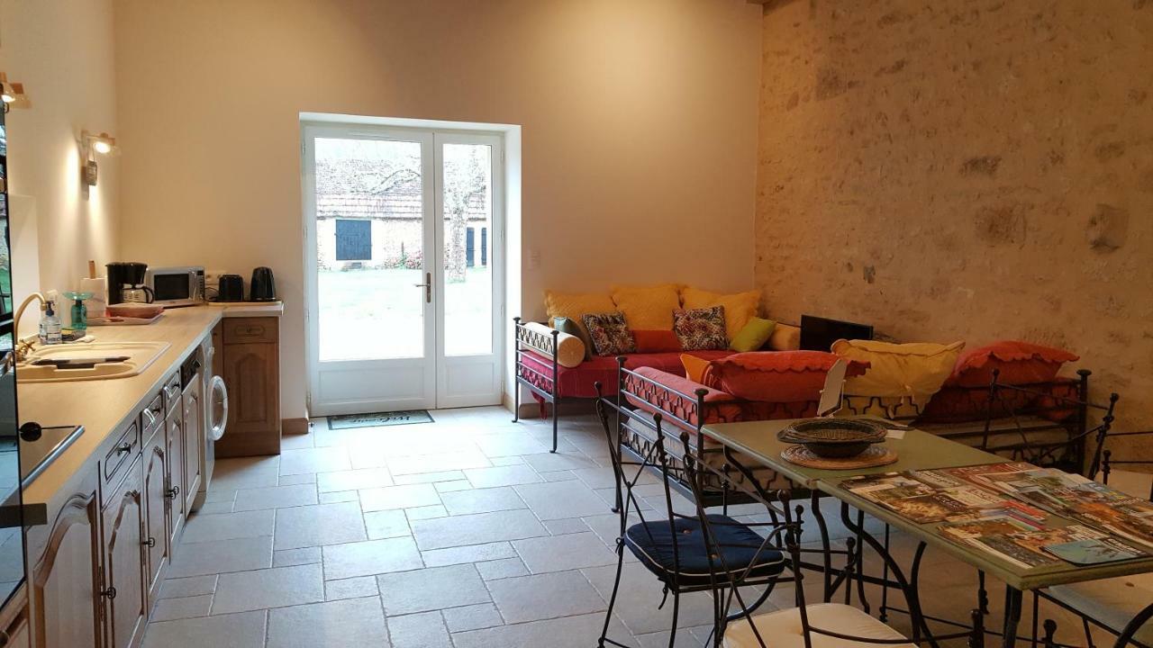 Holiday home Domaine De Manilau Le Buisson-de-Cadouin